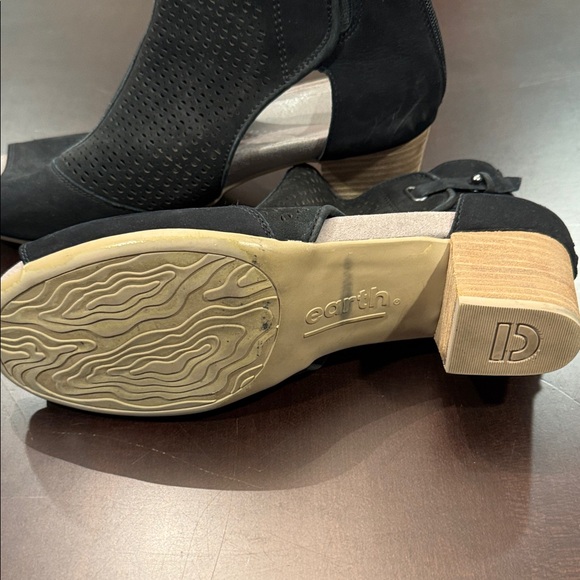 Earth Black Peep-Toe Perforated Boots - Picture 2 of 4